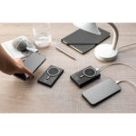 WRIGHT 5. Magnetic power bank with super-fast charging in recycled aluminum and recycled ABS 5'000 mAh - Image 3